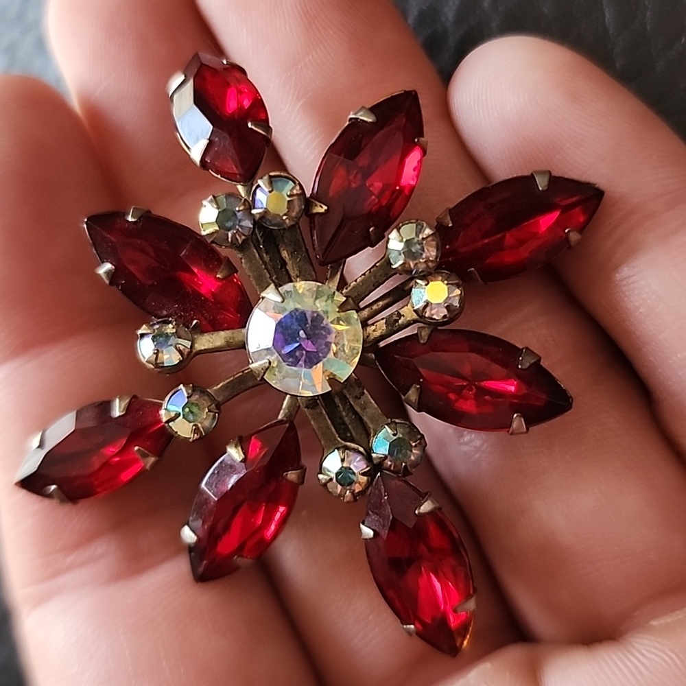 Vtg Brooch View 4